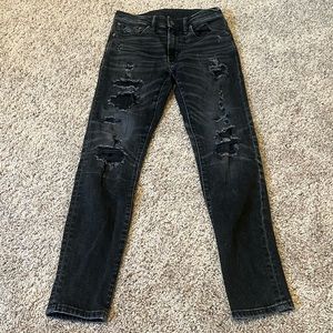 American Eagle distressed black denim jeans